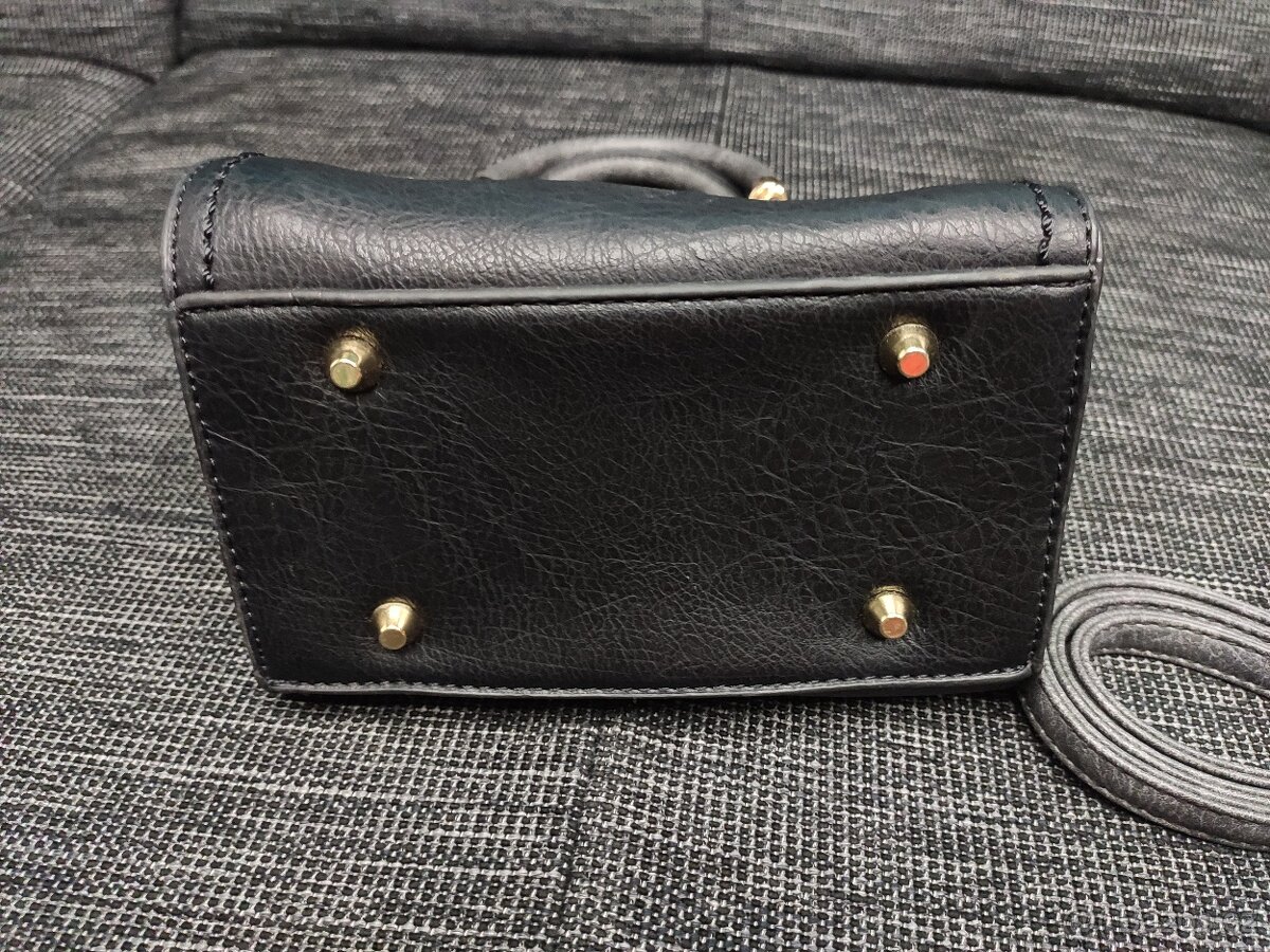 Červeno černá kabelka - 6