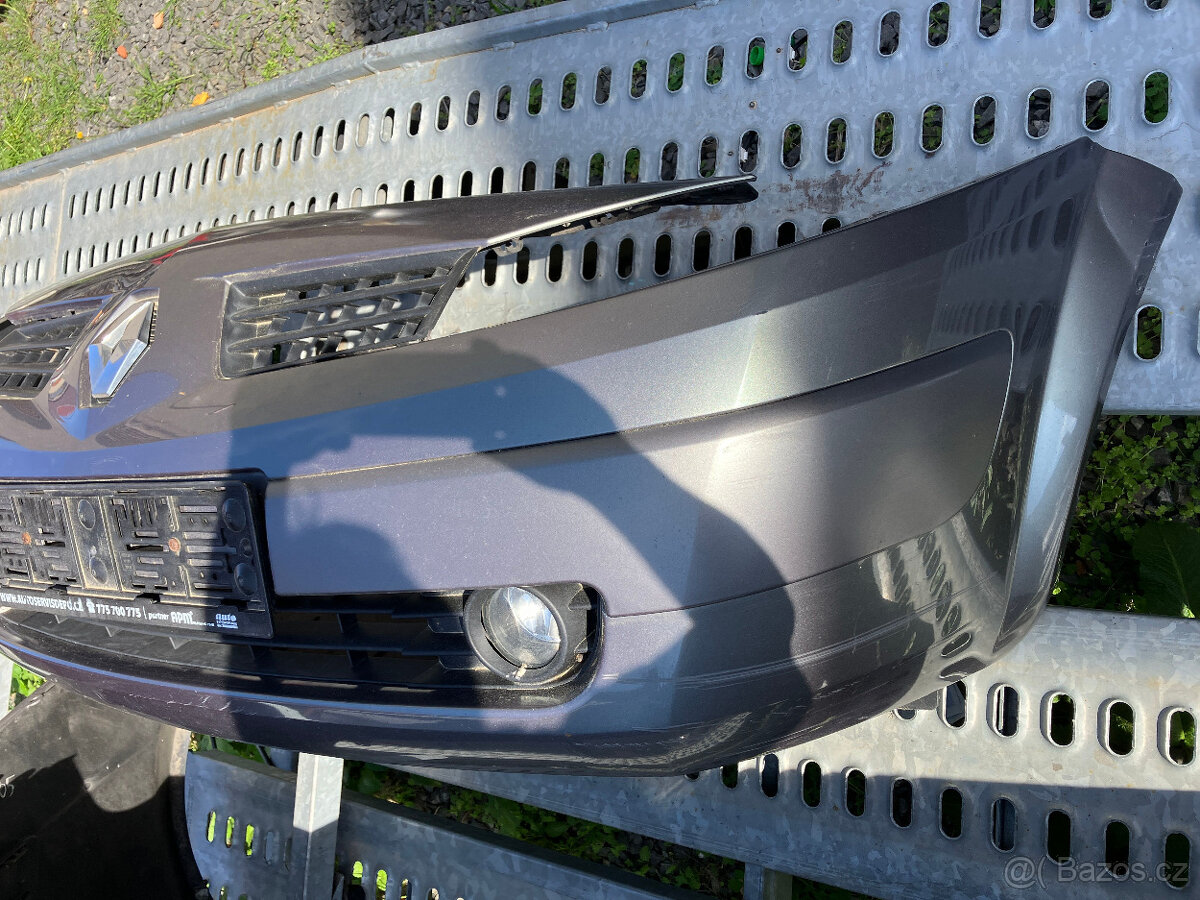 Nárazník Renault Megane 2005 - 6