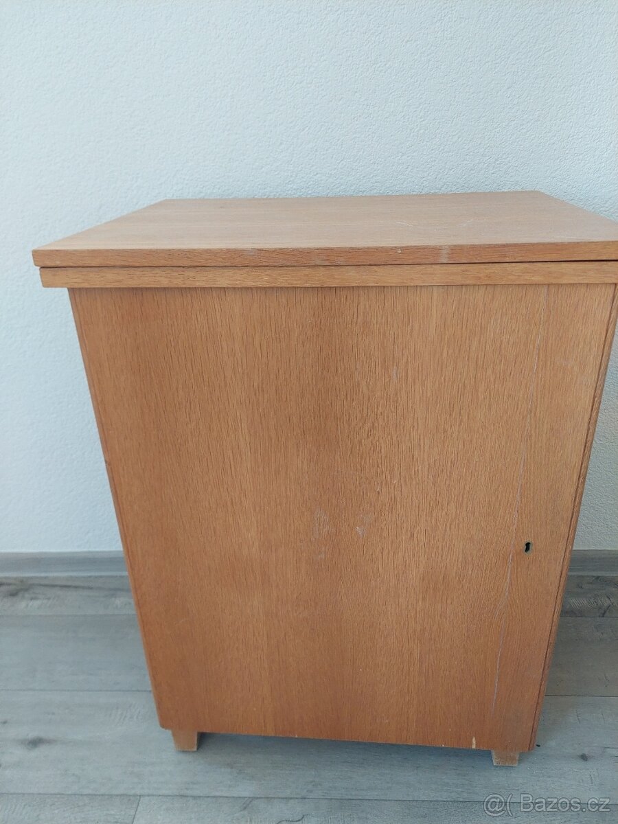 Šicí stroj Naumann - 6