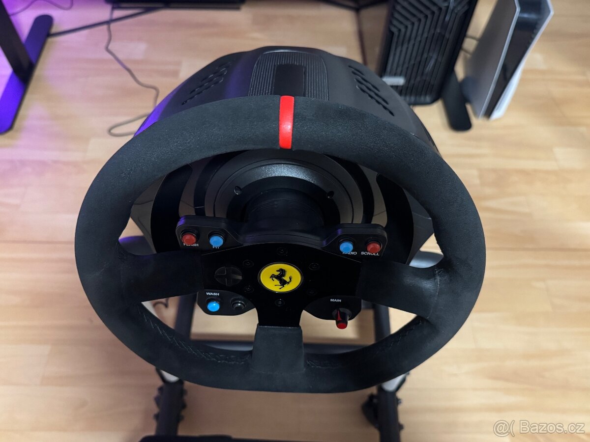 Thrustmaster T300 Ferrari Integral Racing Wheel Alcantara Ed - 6