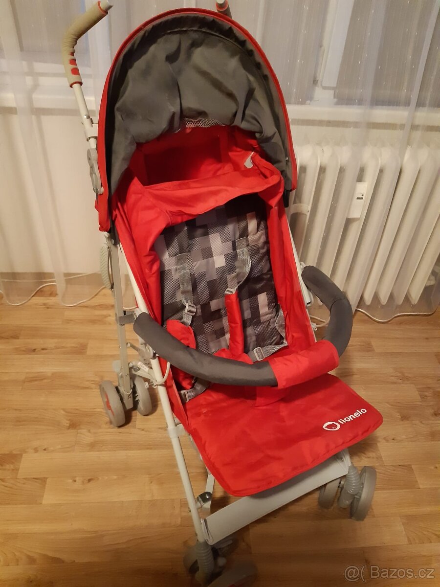 Kočárek Lionelo červený - 6