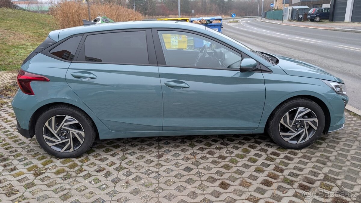Roční Hyundai i20 Smart - 6