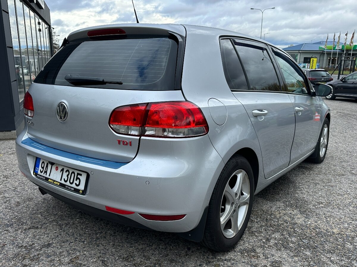 Volkswagen Golf 2011 - 6