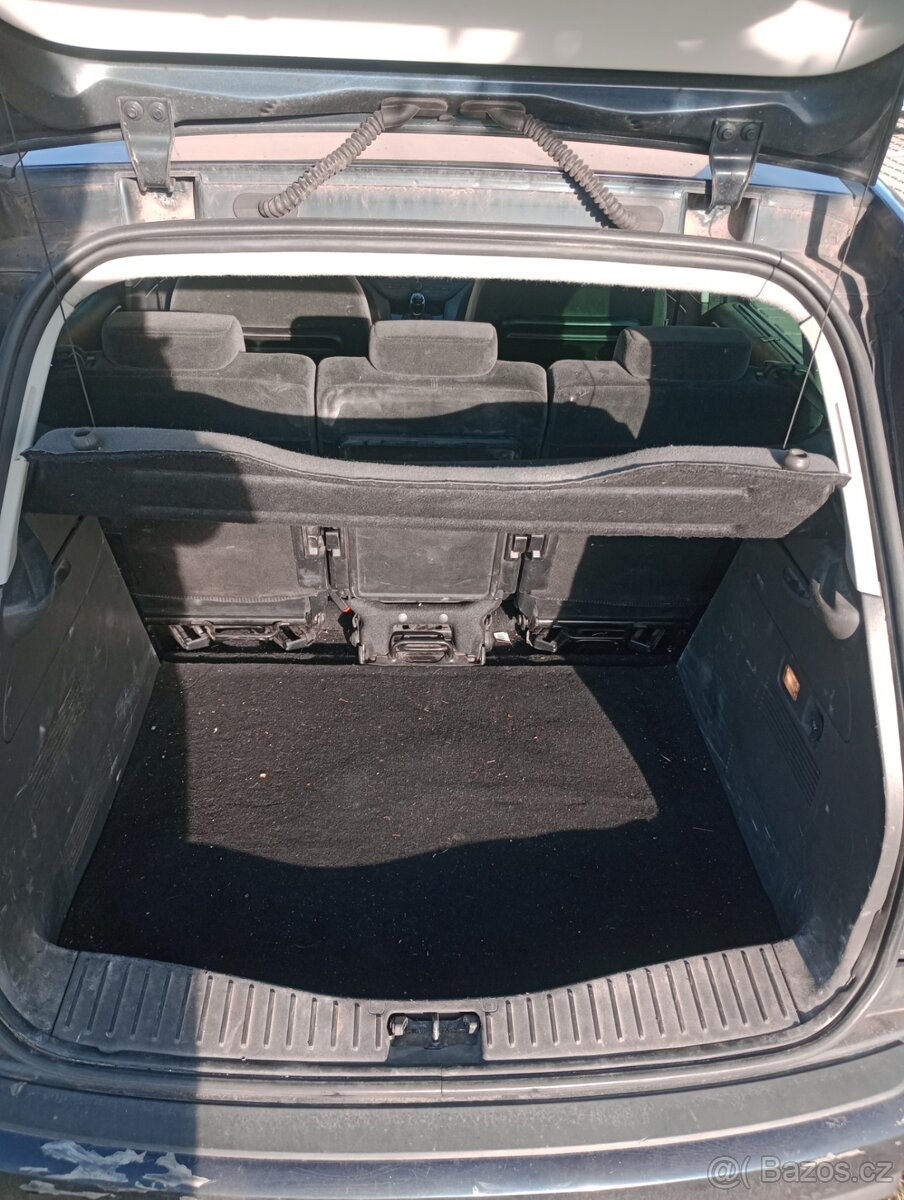 Prodám Ford Focus C-MAX 2.0 nafta 2004 - 6