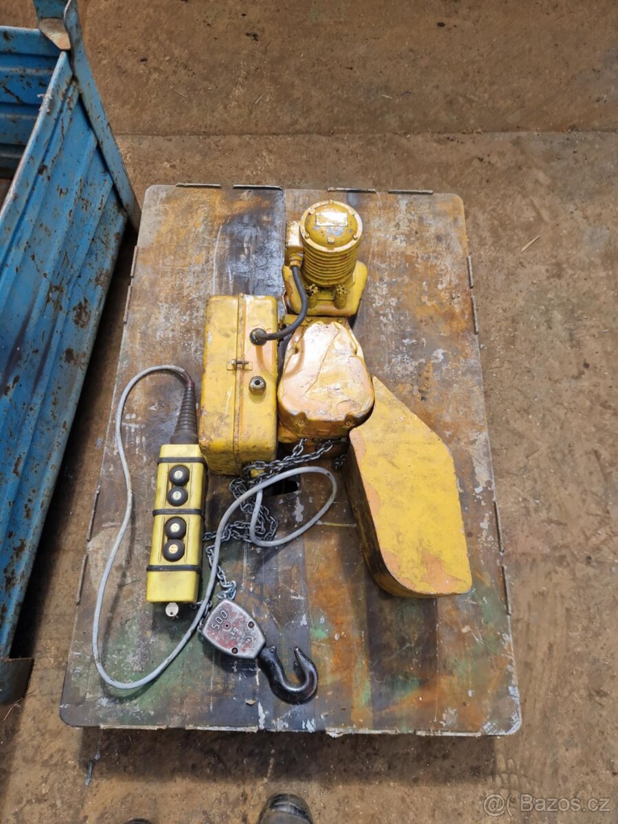 Dílenský sloupový jeřáb - 6