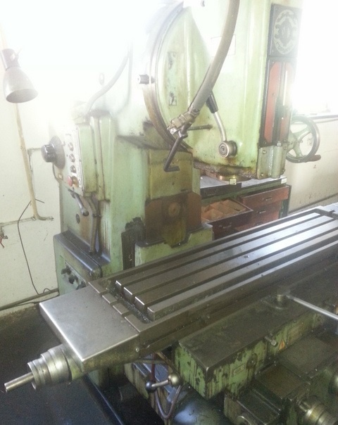 Frézka svislá 6 P 12 (7078.) - 6