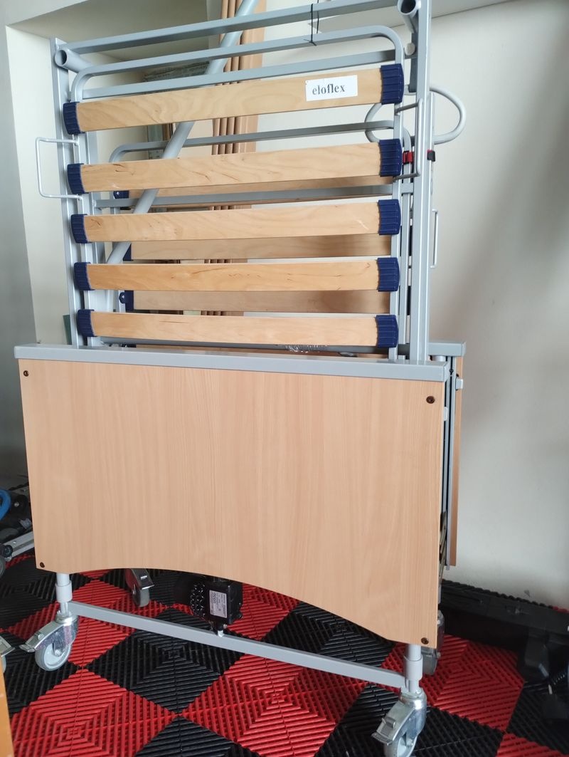 Invalidní polohovací lůžko - 6