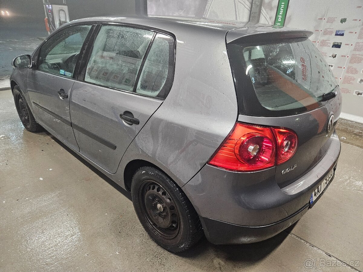 VOLKSWAGEN GOLF V 1.6MPi -75KW - 6