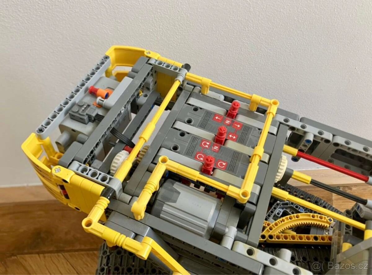 Rozlozené lego Technic 42055 Rýpadlo s kolesovým bagrom - 6