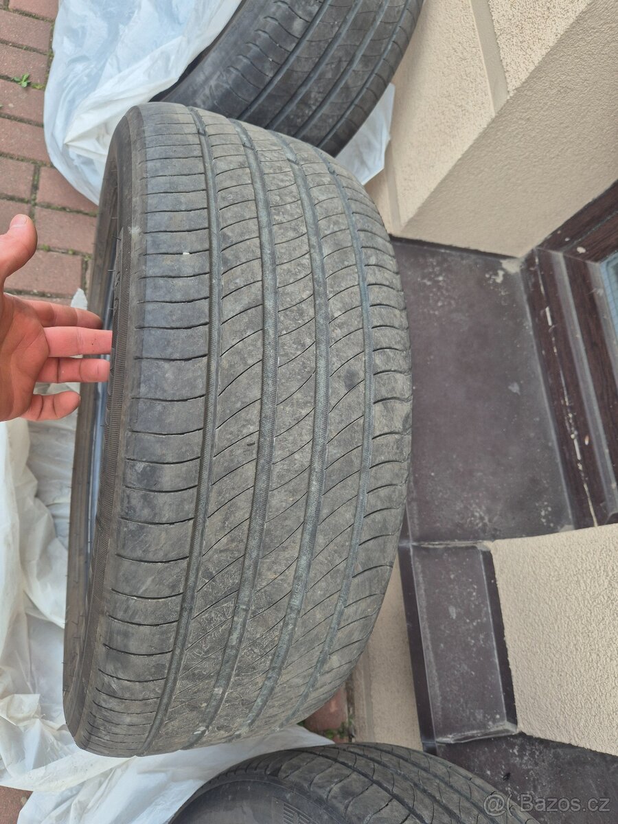 Pneumatiky Michelin primacy 4 23550r19 - 6