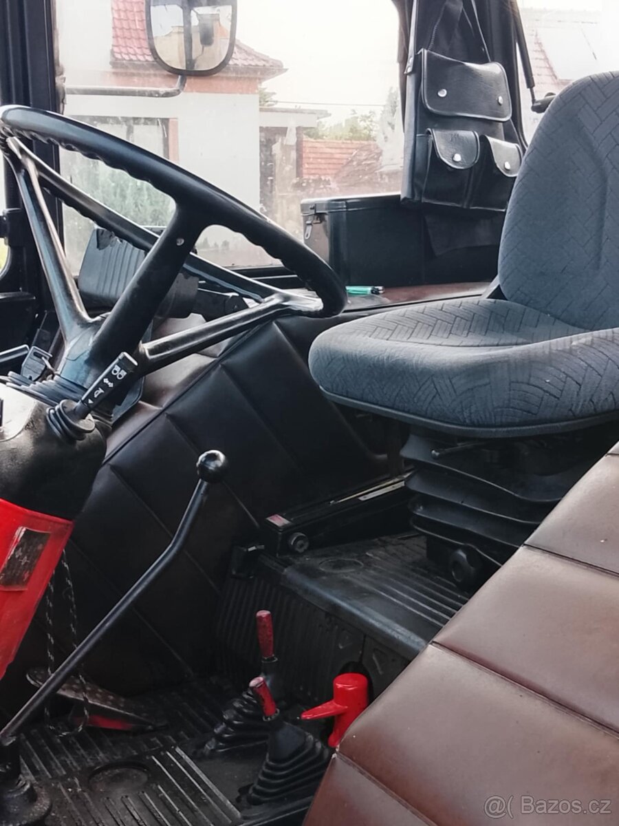 Traktor Zetor 6211 - 6