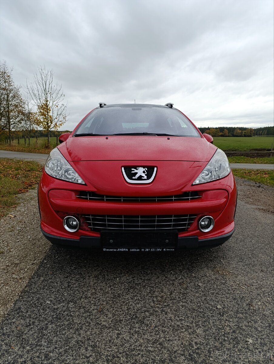 Peugeot 207 SW Outdoor 1.6 HDI - 6