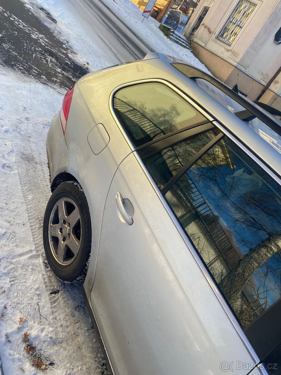 prodám volkswagen Golf 5 - 6