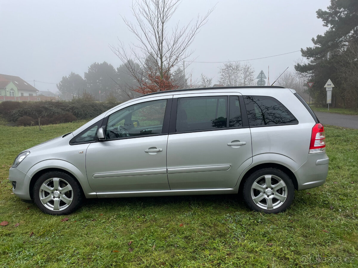 Opel Zafira B, 1.8, 103kw, benzin, 7 míst, 79tis km - 6