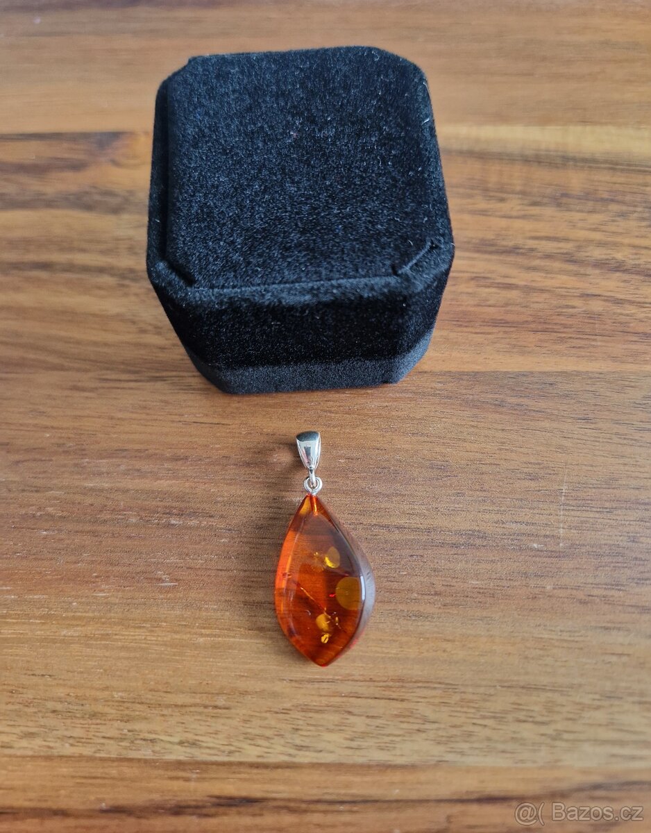 Nový krásný velký stříbrný přívěsek s jantarem - 6