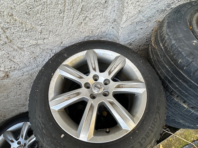 ALU disky Volvo 17", 5x108, 8x17", ET42, zimní 225/55/17 - 6