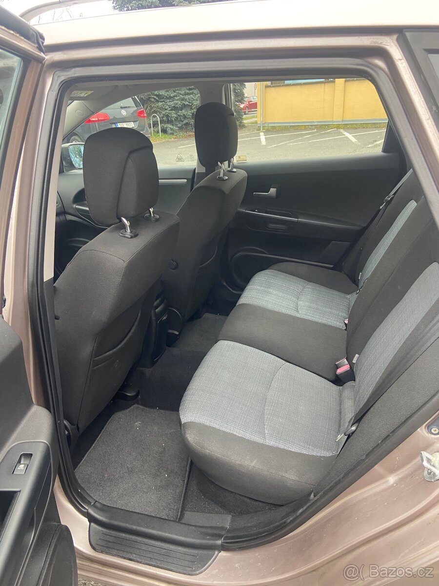 KIA Ceed 1.6 (r. 2010) - 6