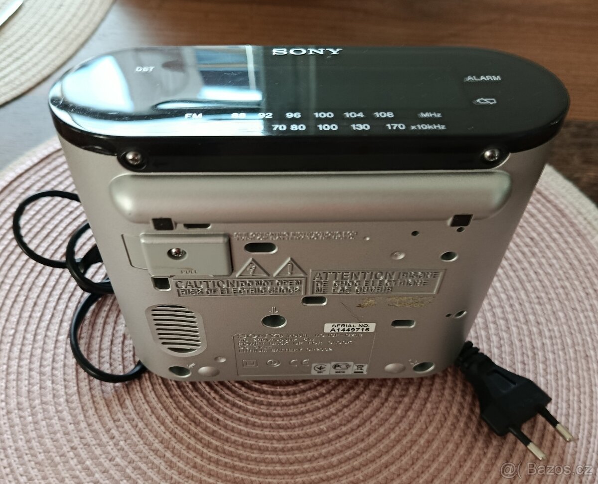Radiobudík Sony - 6