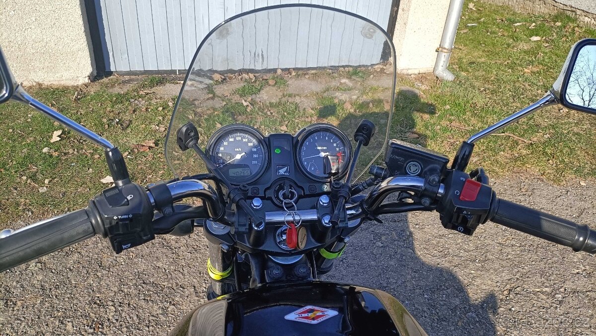 Prodám Hondu CBF 600 N - 6