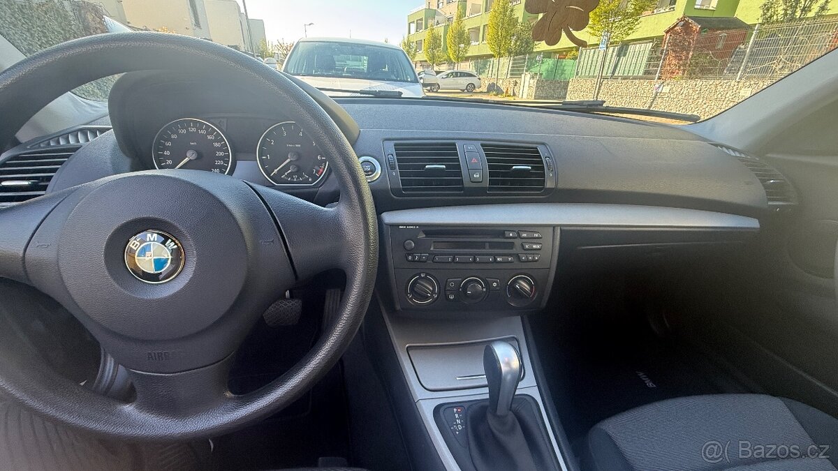 BMW 118i - 6