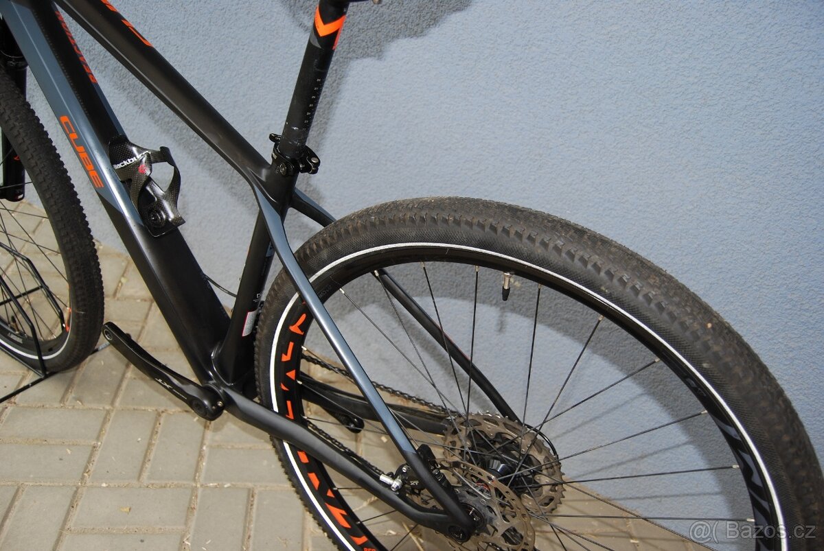 Cube Reaction 29 Carbon M - 6