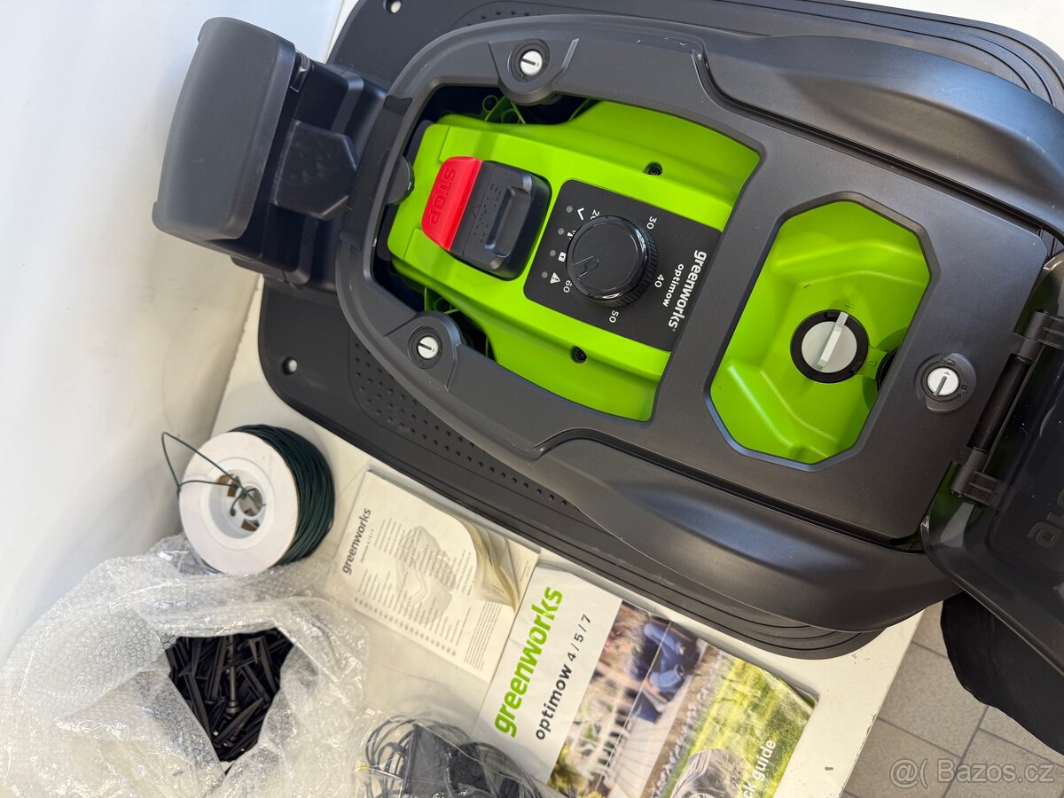 Robotická sekačka Greenworks Optimow 450 - 6