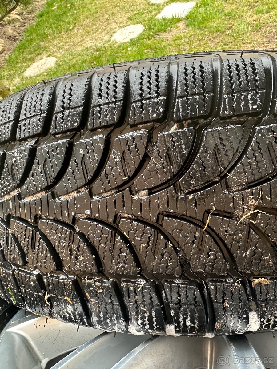 Kola VW + zimní pneu Bridgestone - 6