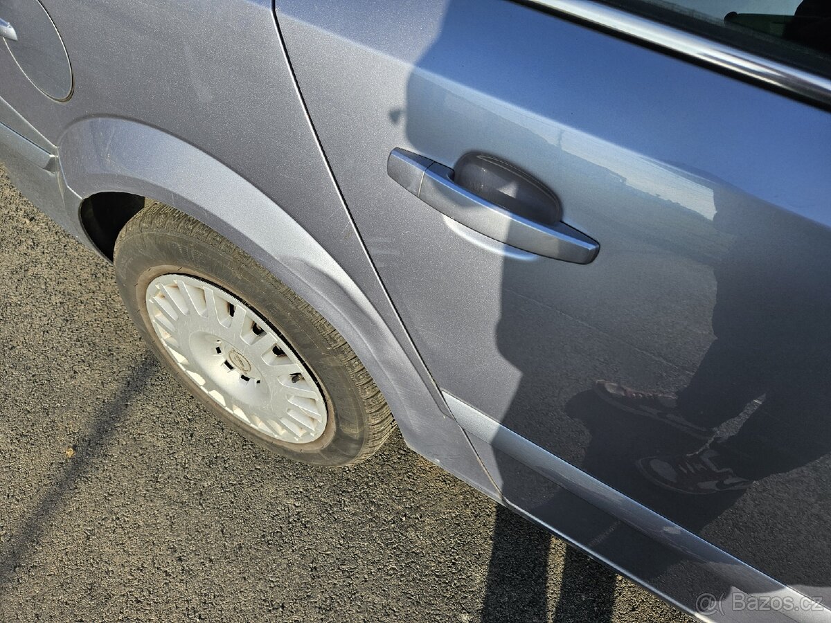 Astra H cosmo 1.6 automat - 6