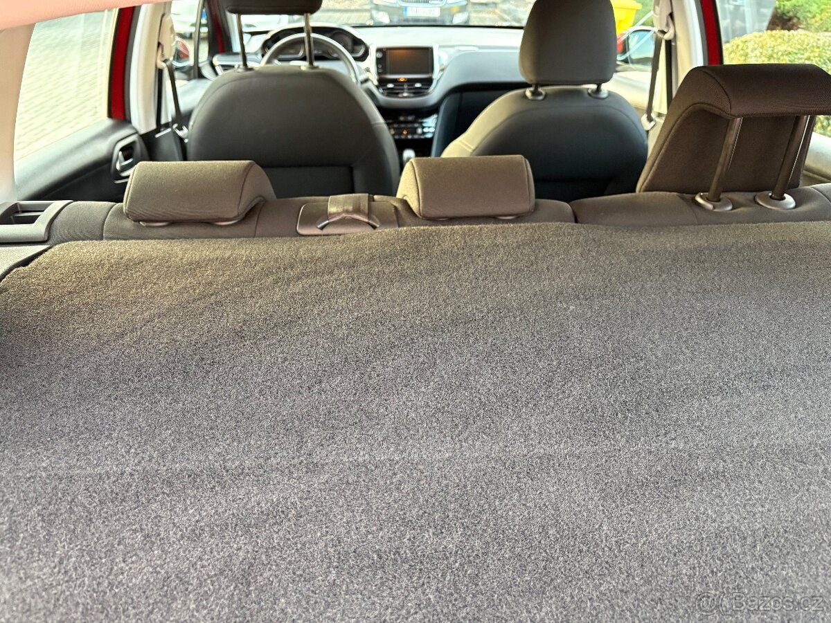 Peugeot 2008, 86000 km, rok výr. 2016 - 6