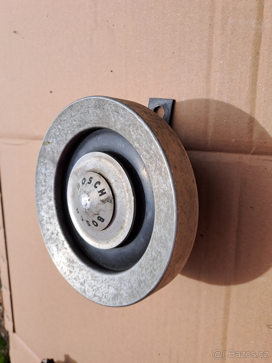klaksony Bosch, Hella, světlo Bosch, víčko BMW 2002 - 6