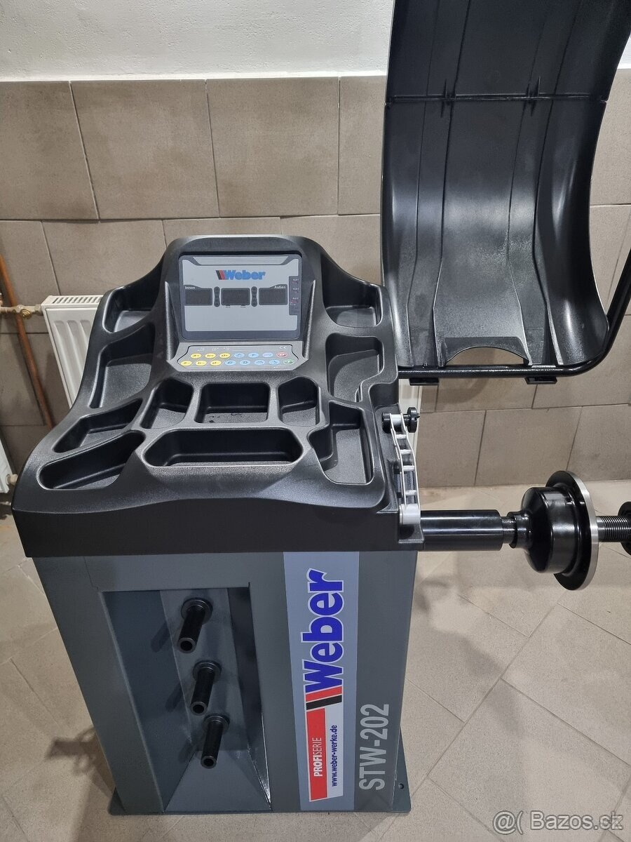 PROFI zouvačka s ramenom + vyvažovačka WEBER - - 6