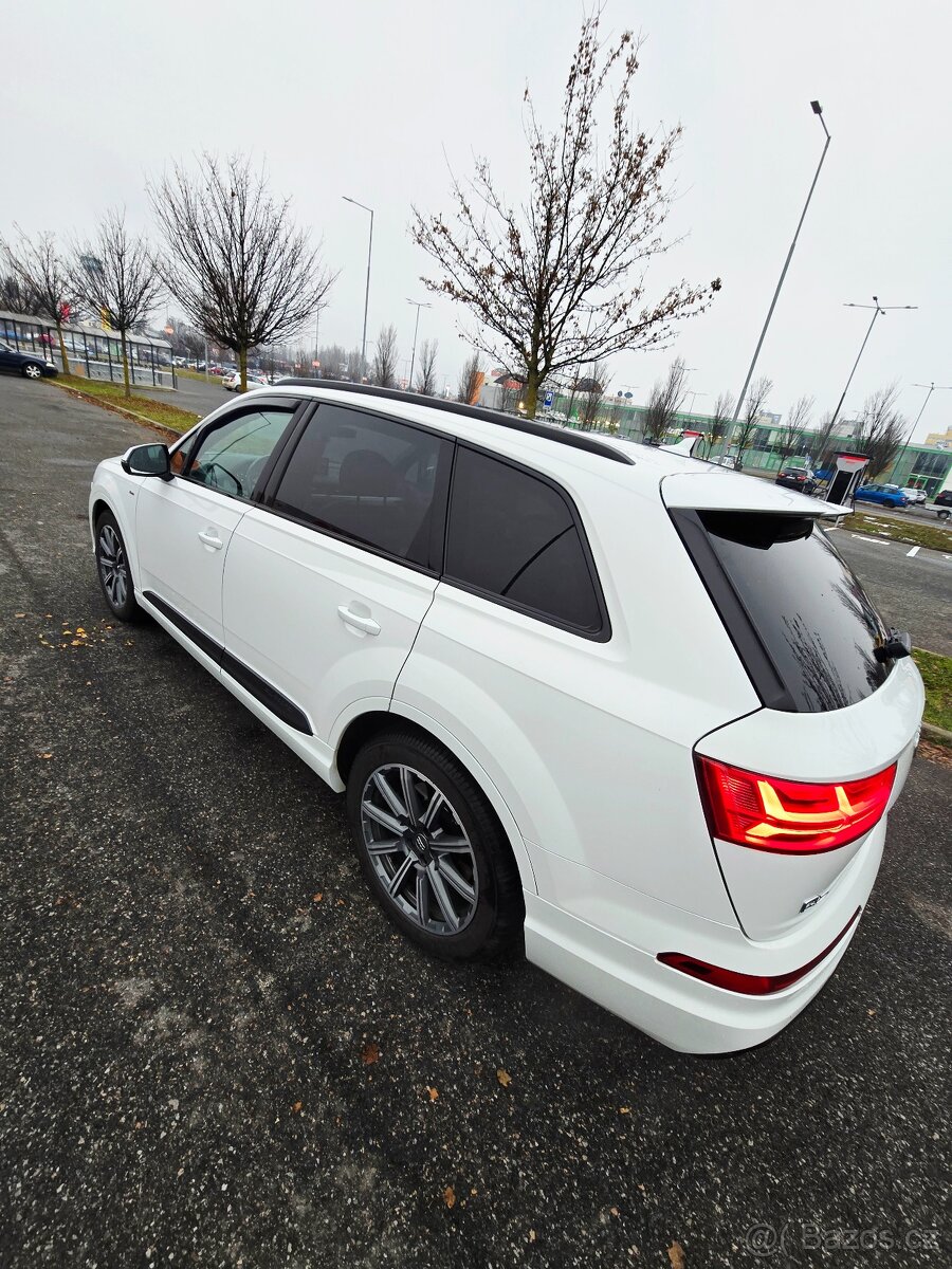 Audi Q7 - 6