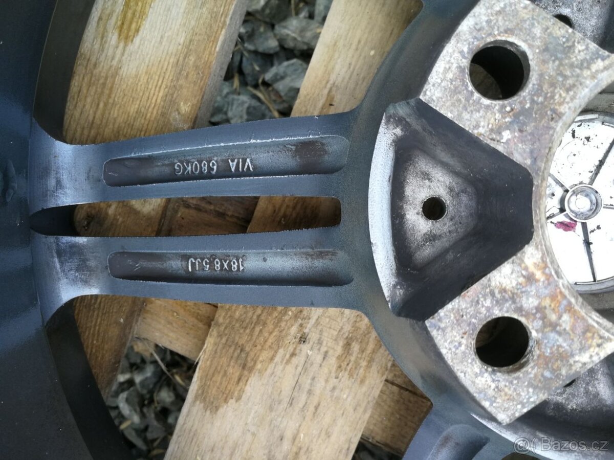 BMW Alu kola 18" - letní pneu - 6