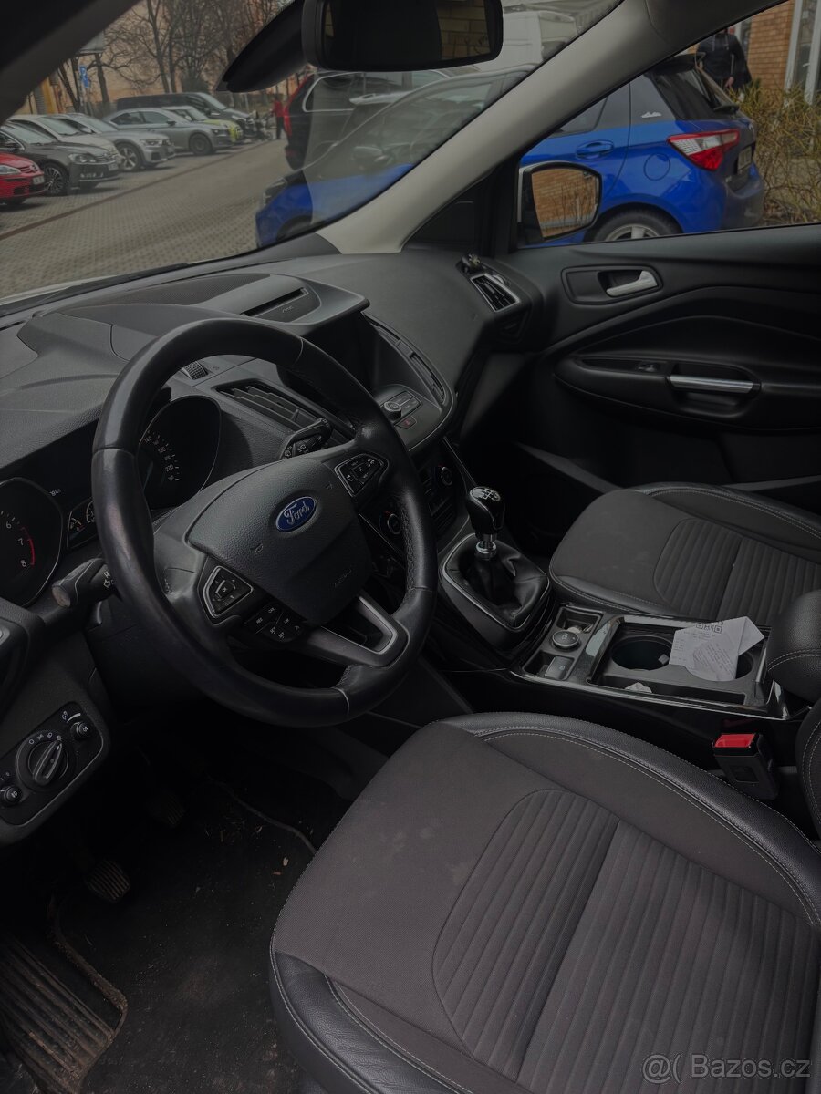 Ford Kuga 1.5 EcoBoost - 6