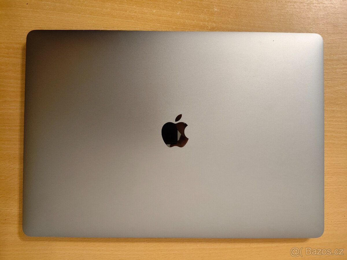 Apple MacBook Pro 15 A1707 – i7 | 16GB | 512GB - 6