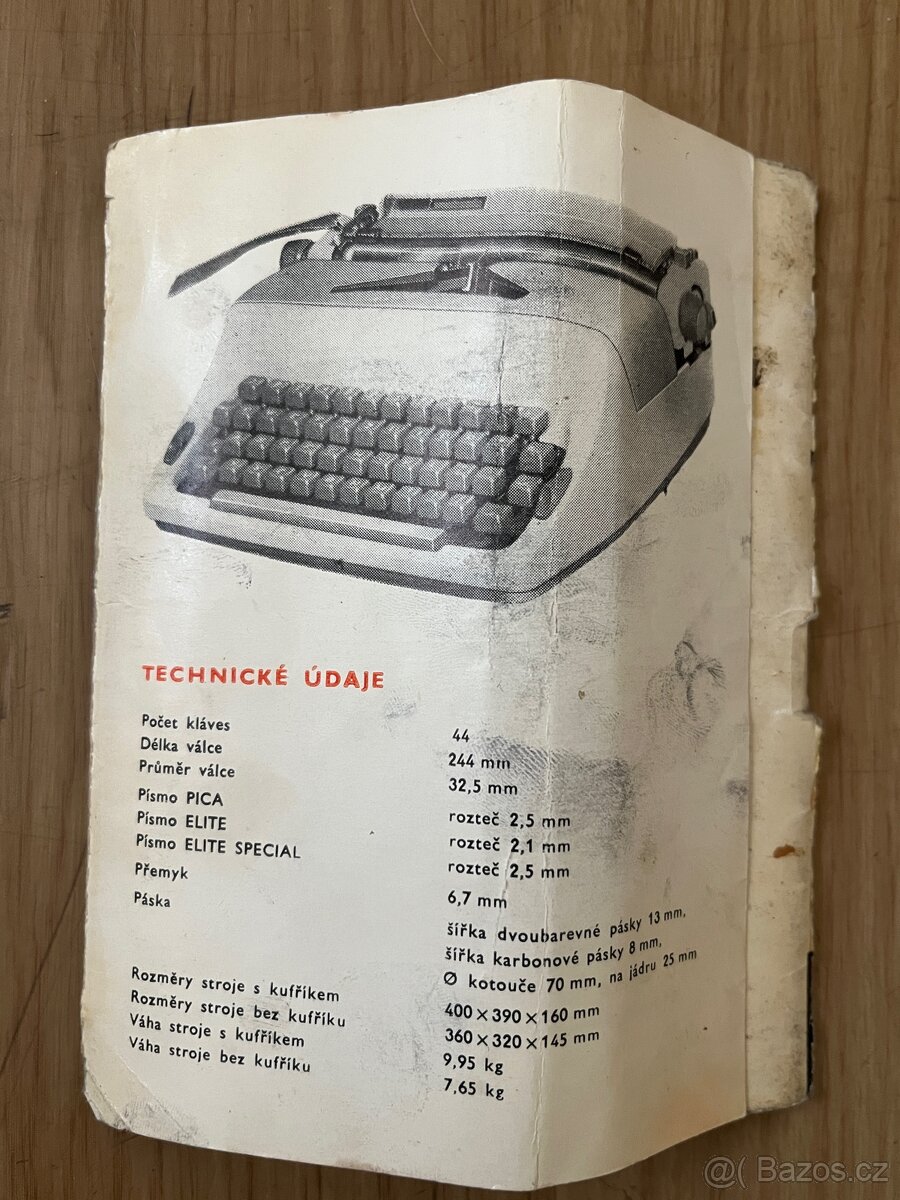 psací stroj Consul model 221 - 6