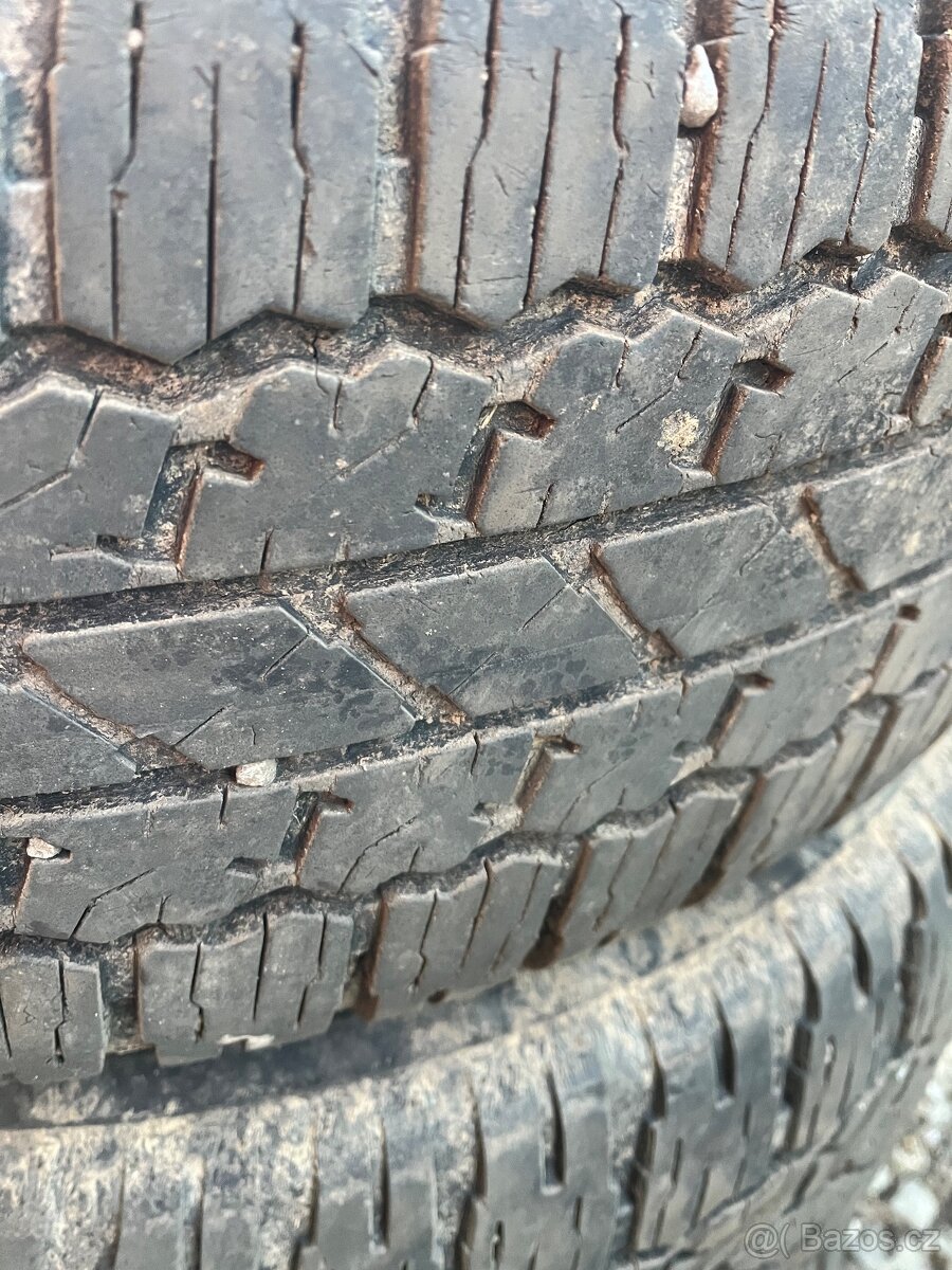 265/65 R17 - 6