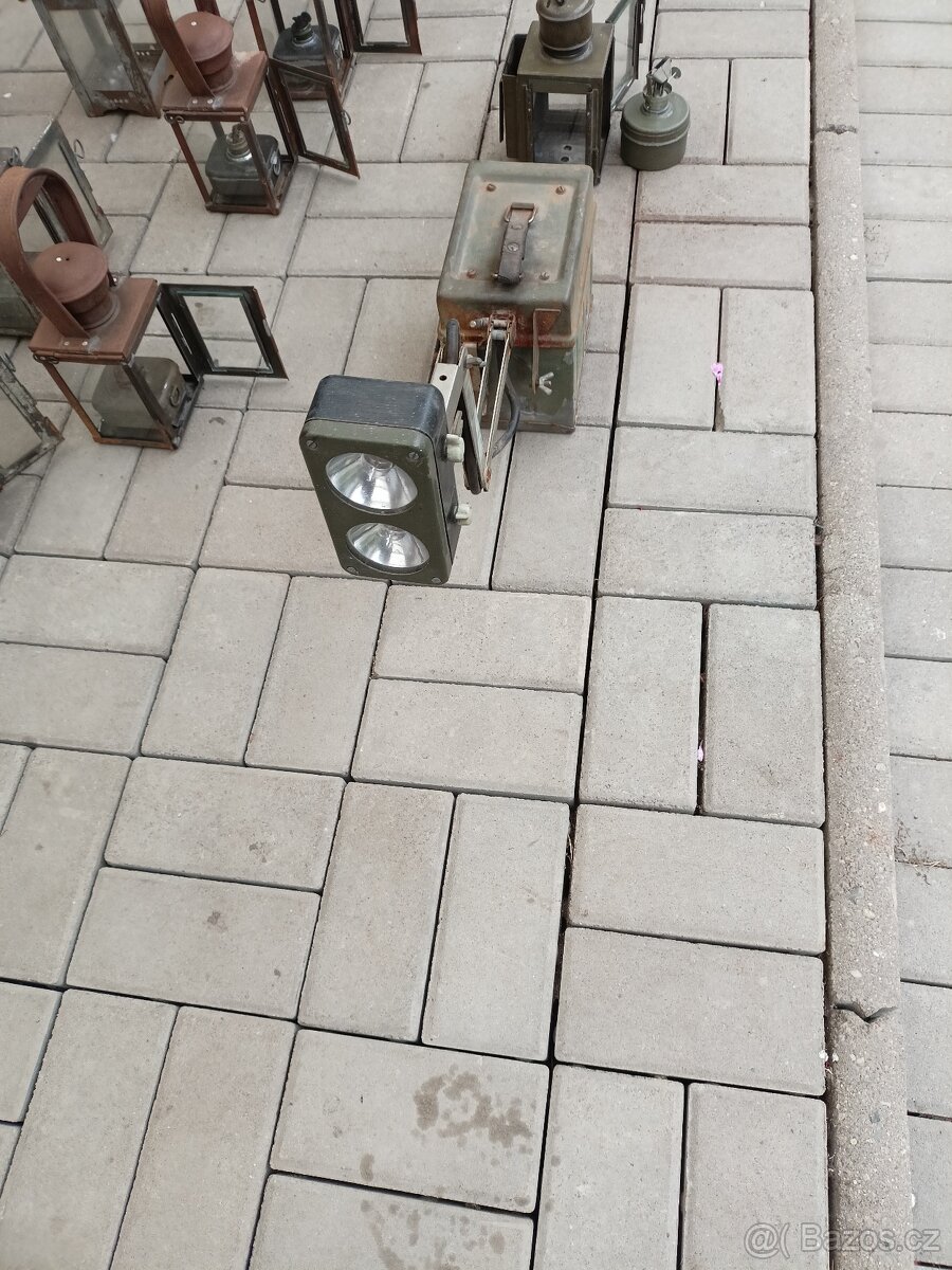 Lampa,lampa ČSD,hornická lampa,staré lampy,petrolejka. - 6