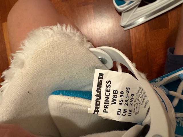 Dívčí rostouccí lední brusle Crowned PRINCESS vel. EU35-38 - 6