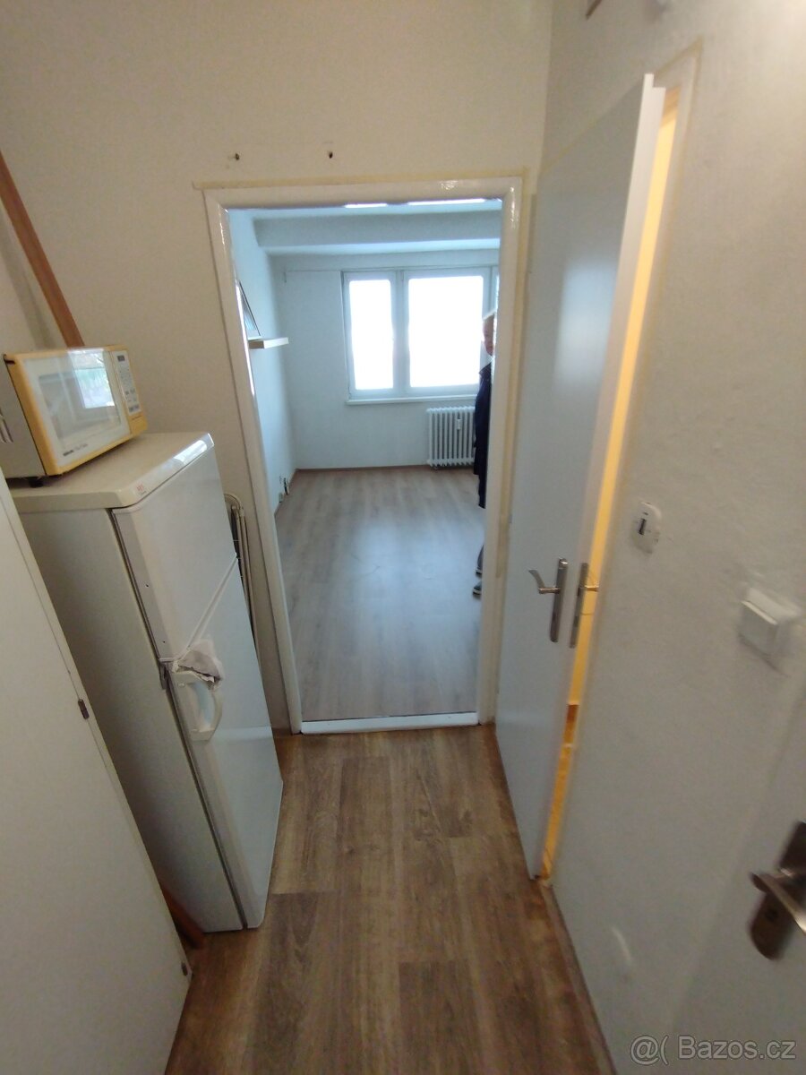 pronajmu byt 1+kk ul. Baarova 15, Ostrava Mar. Hory, - 6