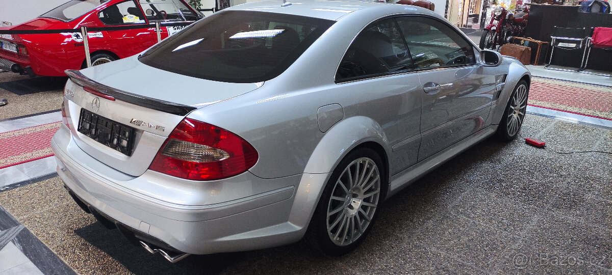 Mercededs CLK 63 AMG BLACK SERIES - 6