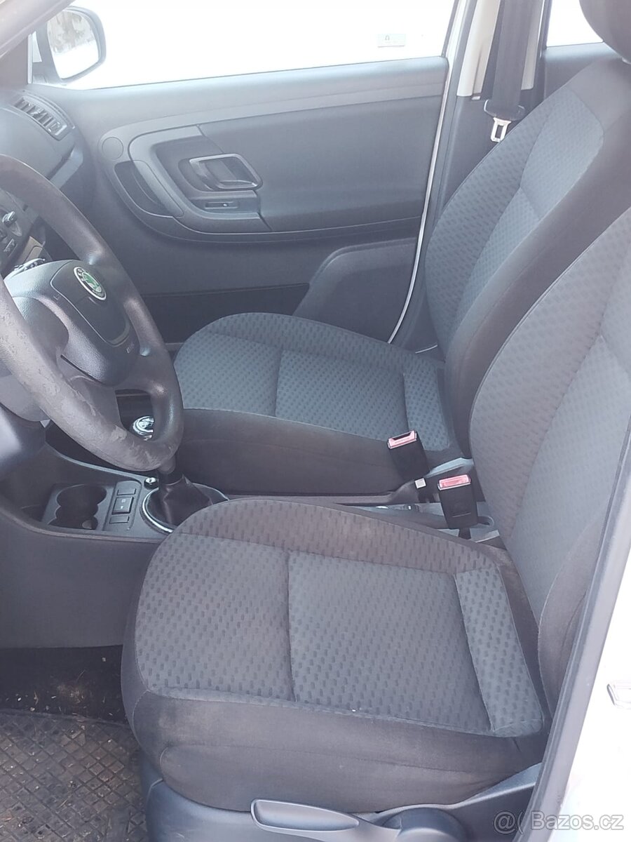 ŠKODA FABIA 1,6 TDI 66kW KOMBI - 6