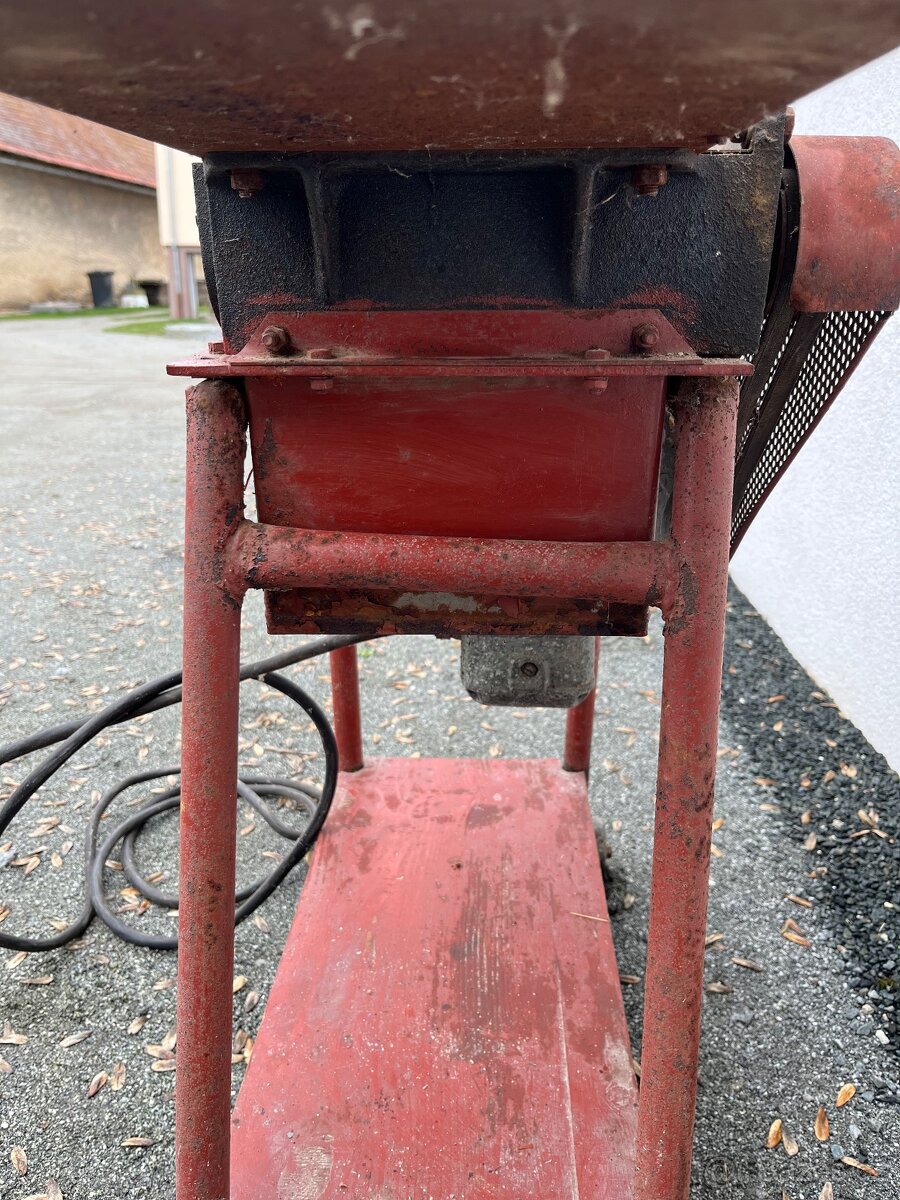 Srovnávačka š 20 cm - 6