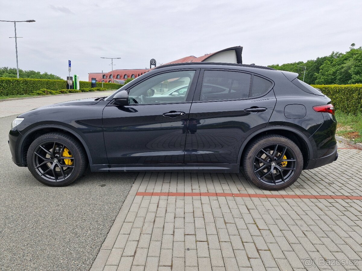 ALFA ROMEO Stelvio 280Ps VELOCE - 6