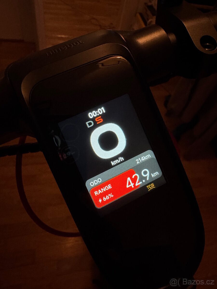 Koloběžka Segway Max G3 E - 6