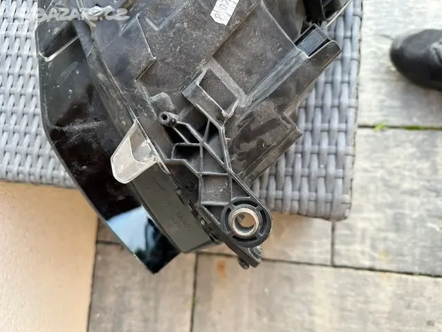 Levé xenonové světlo Volkswagen Sportsvan - 6