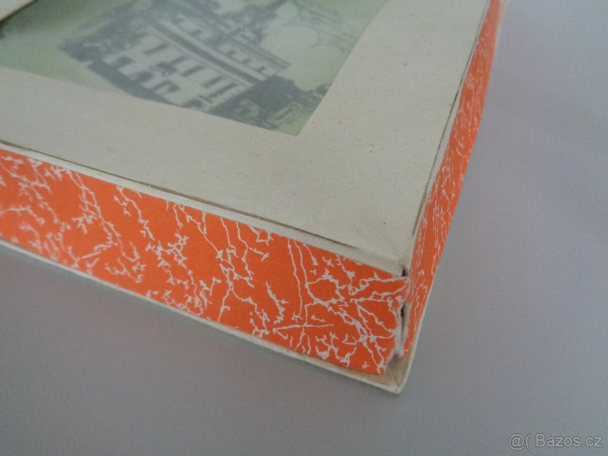 Starý památeční talířek - 6