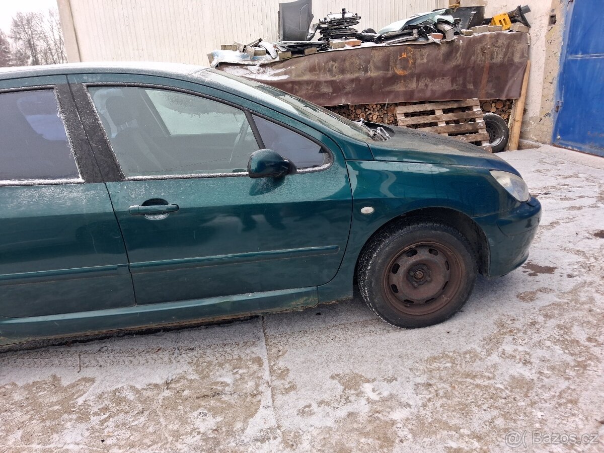 Peugeot 307 rok 2005 veskere dily - 6