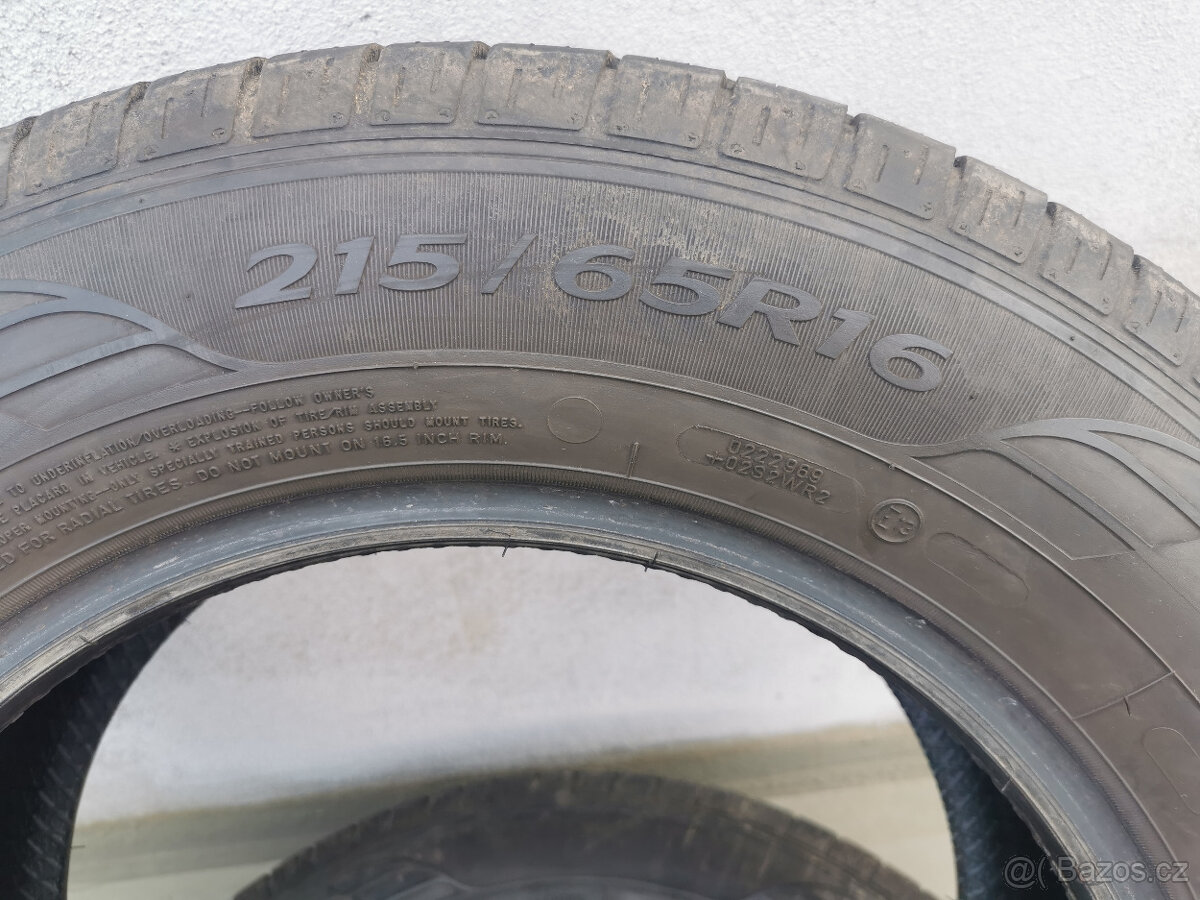 215/65R16 102H GOODYEAR EFFICIENT GRIP SUV 4X4 - 6
