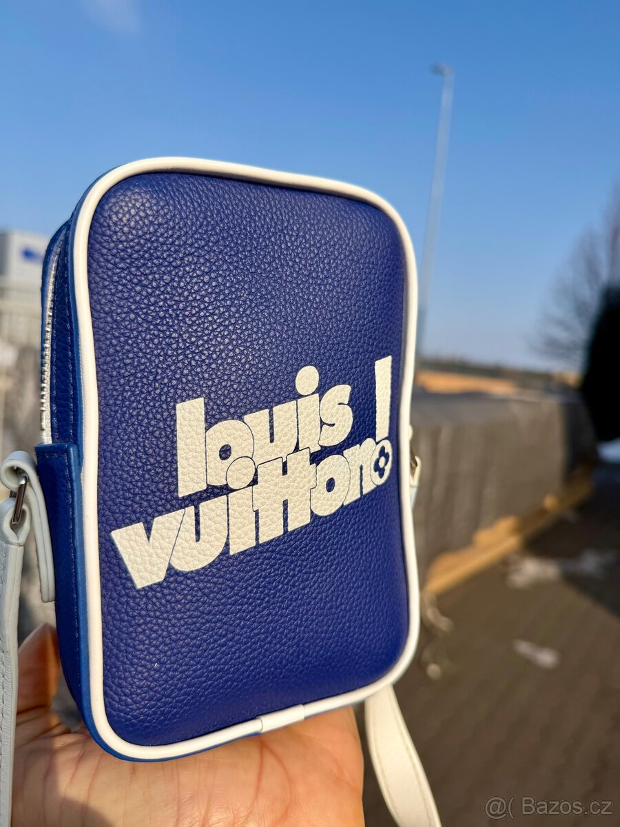 Louis Vuitton small bag crossbody - 6